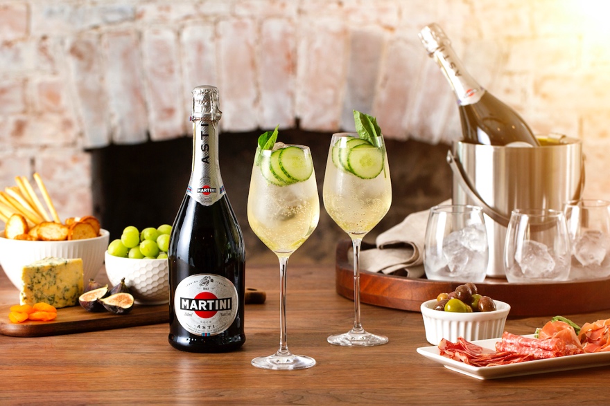 Cocktails d'été avec Martini Asti Baron Mag